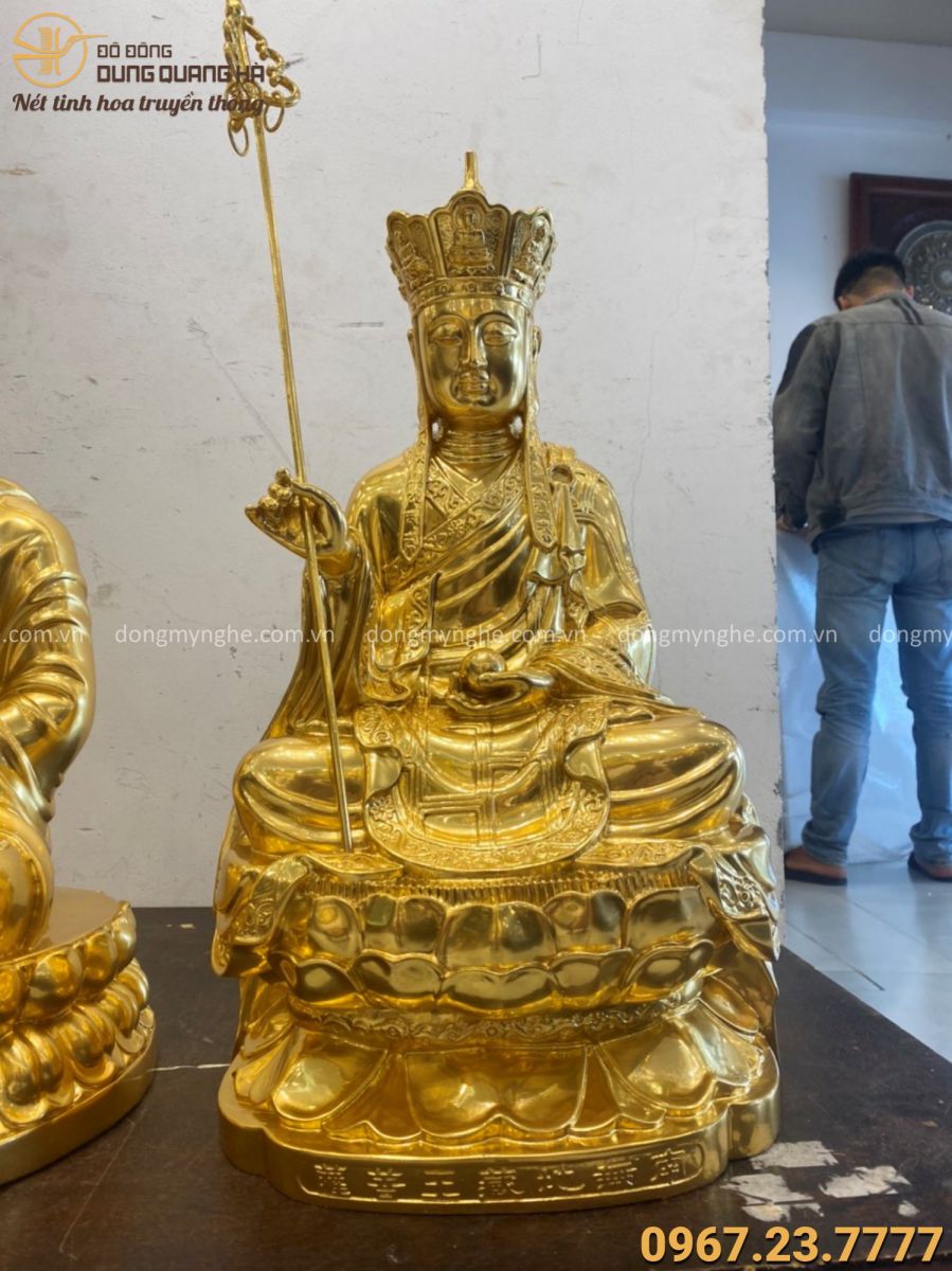 Tượng Tam Thánh Phật bằng đồng dát vàng Tượng Tam Thánh Phật bằng đồng dát vàng