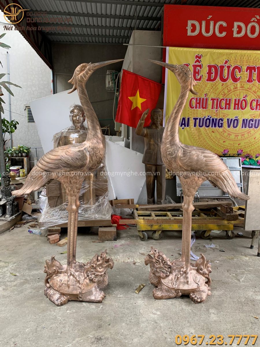 Hạc thờ bằng đồng