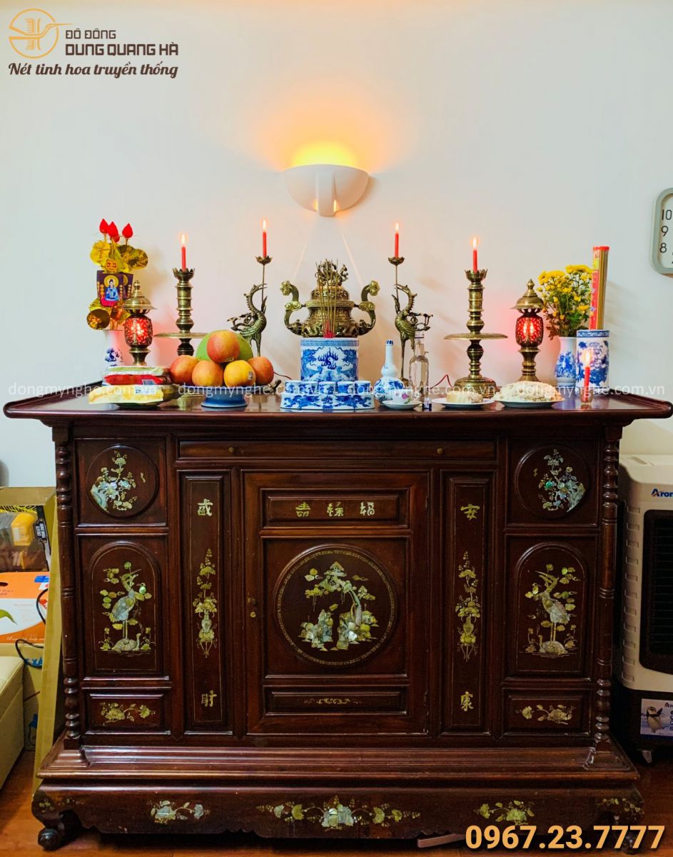 Vị trí đặt bàn thờ trong phòng khách Vị trí đặt bàn thờ trong phòng khách