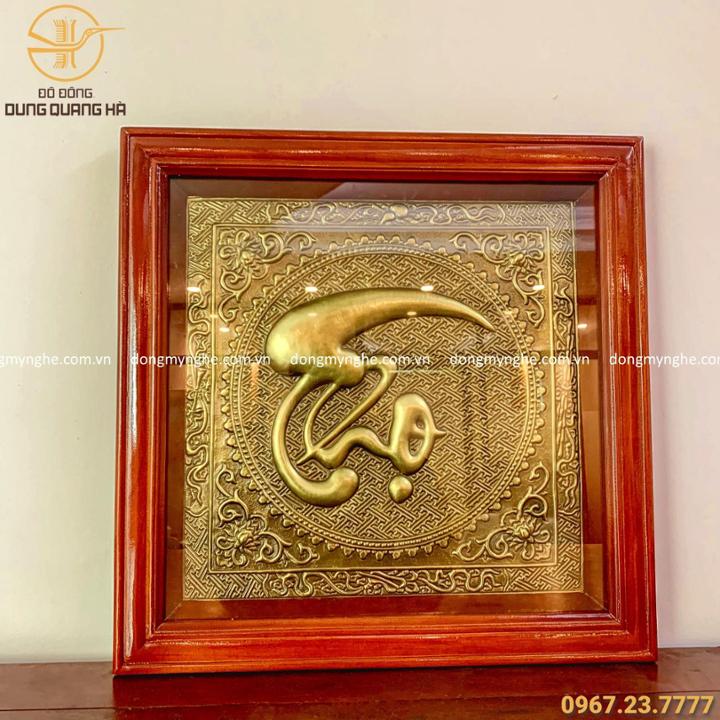 Treo chữ gì trên bàn thờ