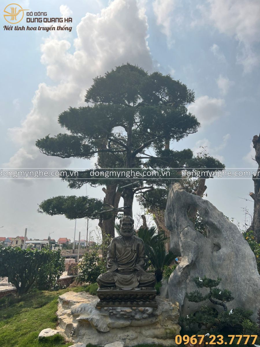 Tượng Đạt Ma Sư Tổ bằng đồng