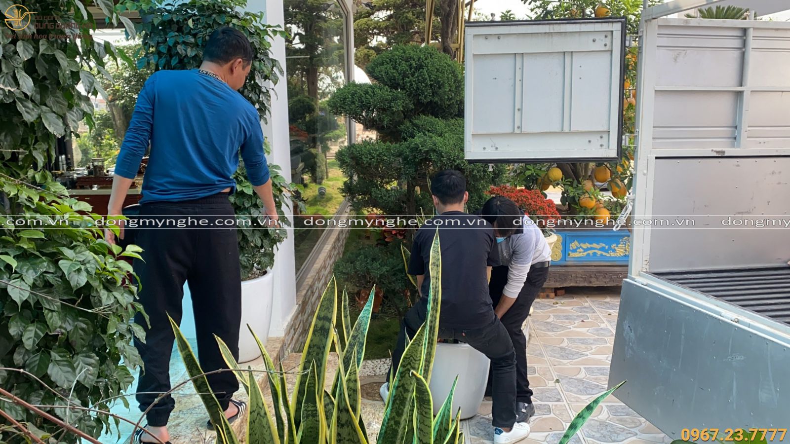 Tượng danh nhân bằng đồng