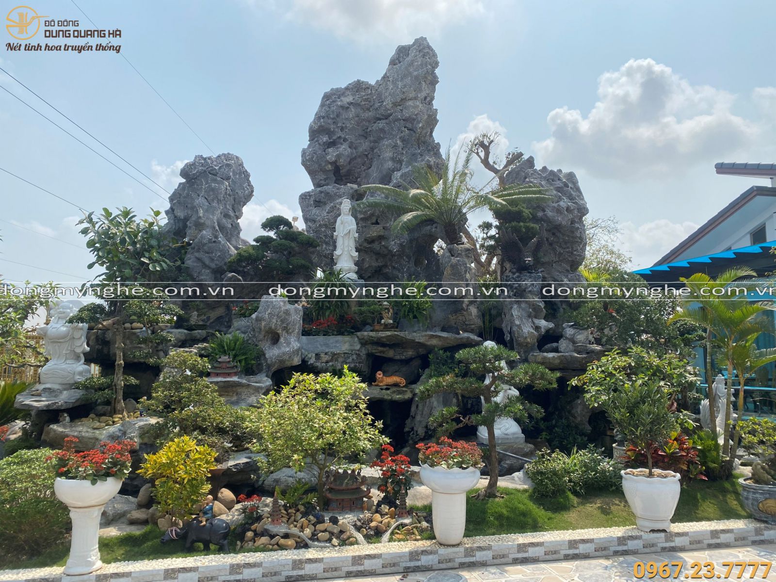 Tượng danh nhân bằng đồng