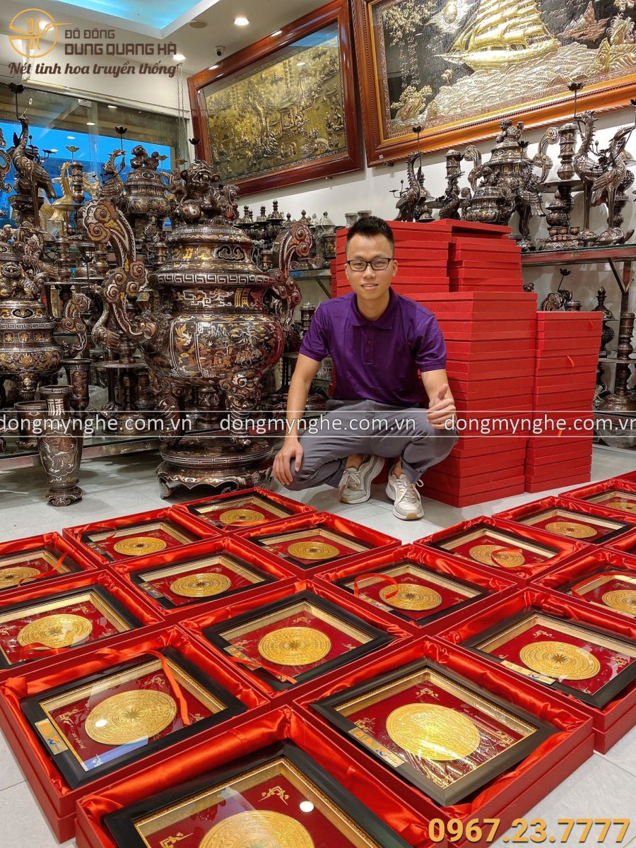 Mặt trống đồng mạ vàng