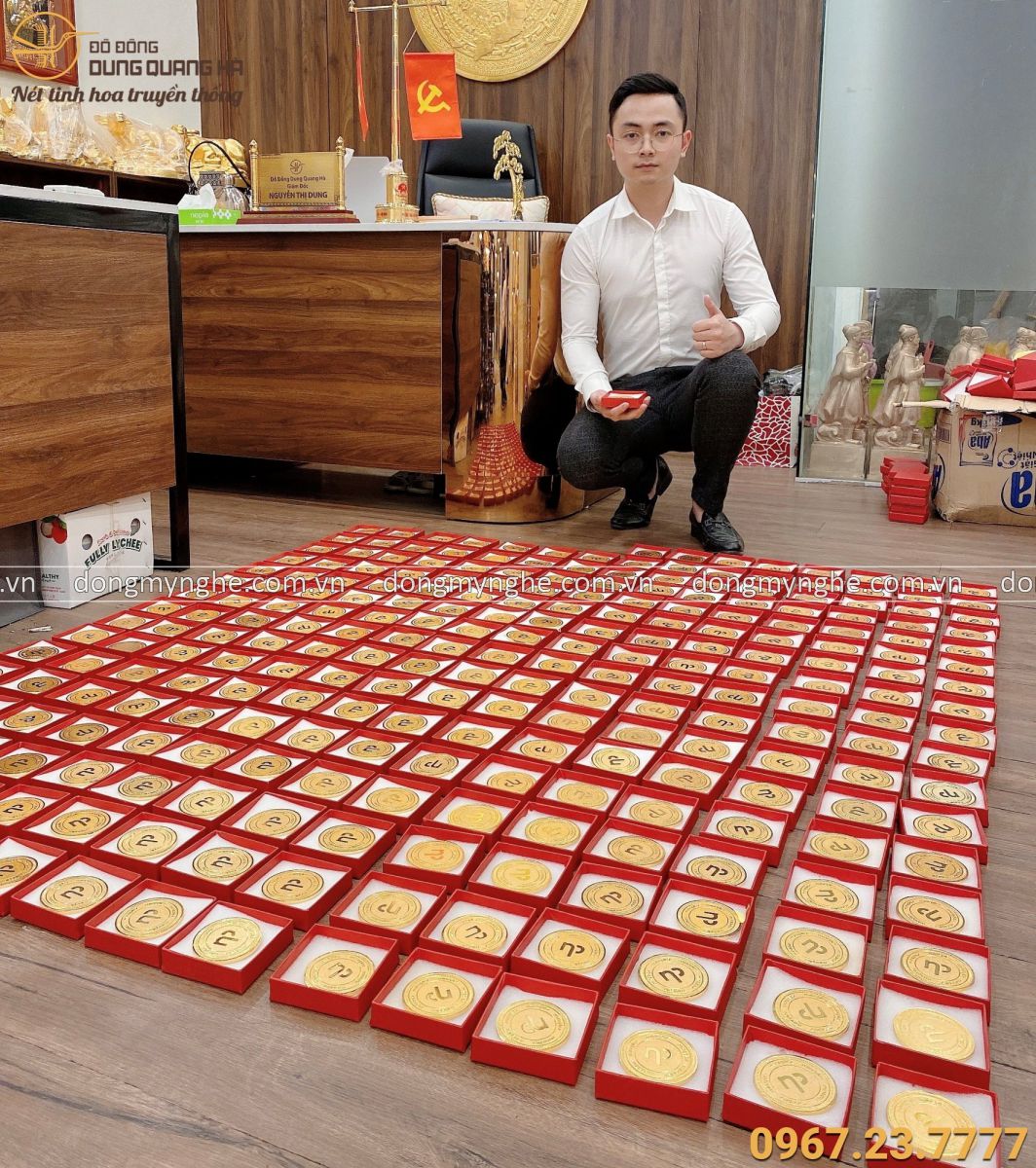 Đồng xu phong thủy