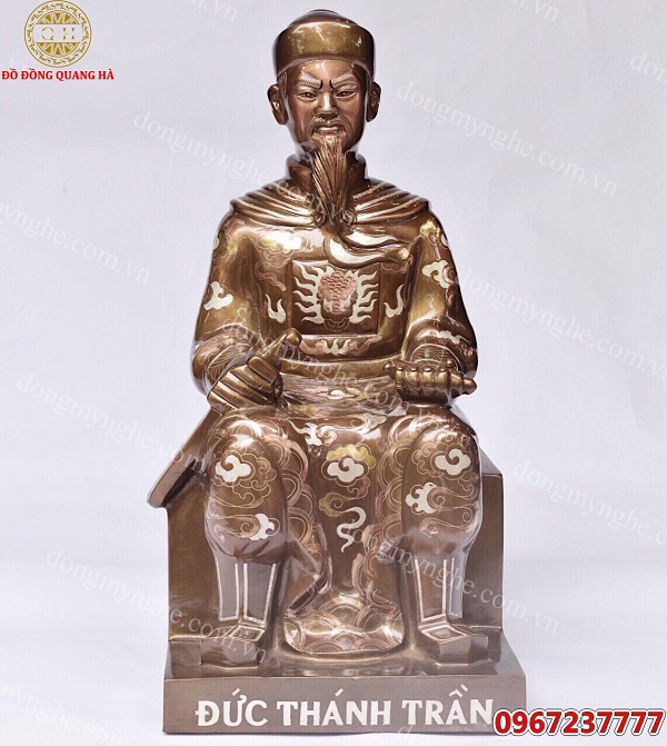 Tượng đồng Trần Quốc Tuấn 1 Tượng đồng Trần Quốc Tuấn 1