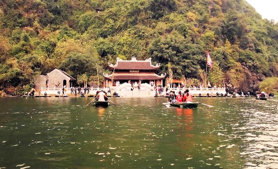 Chùa Hương Chùa Hương