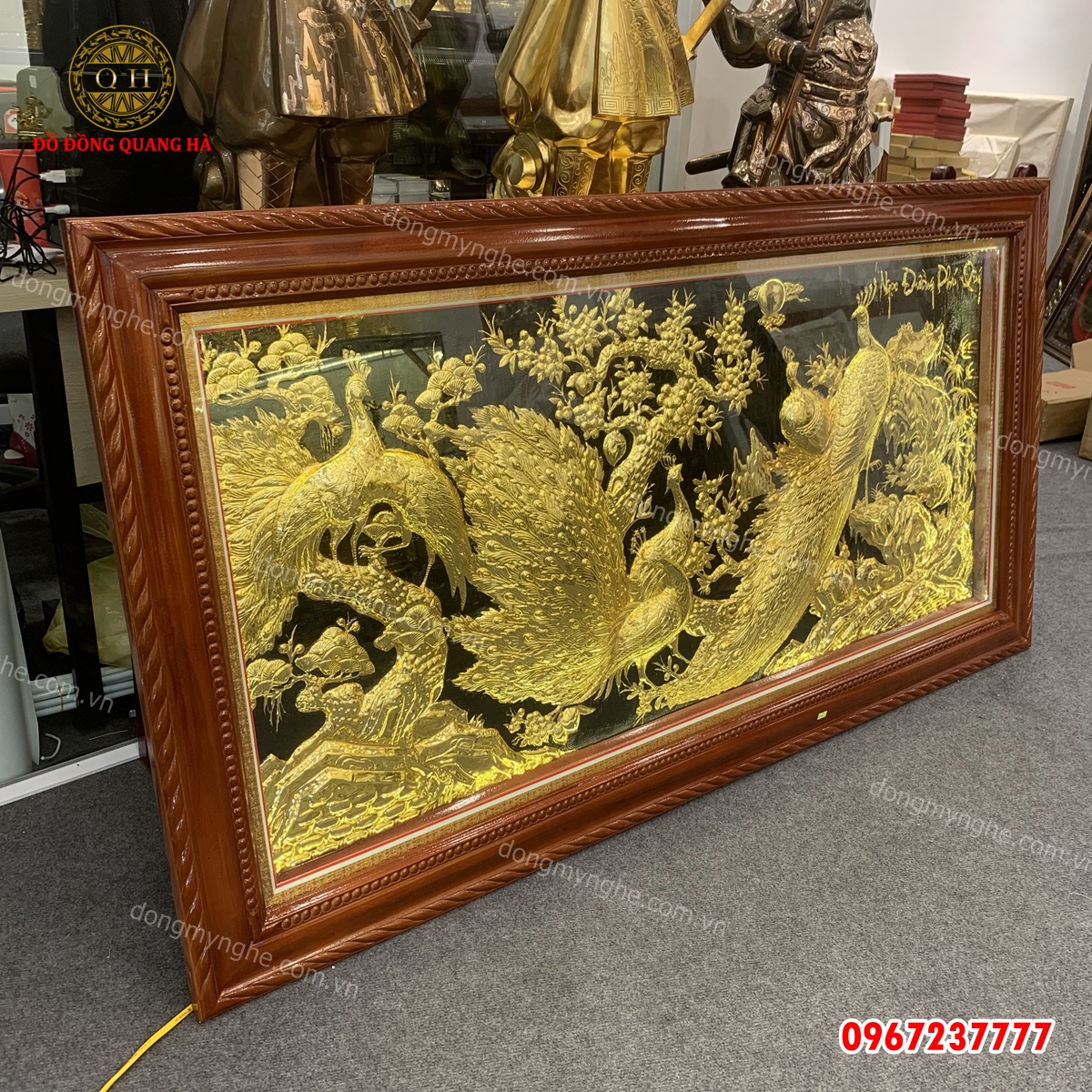 tranh con công tranh con công