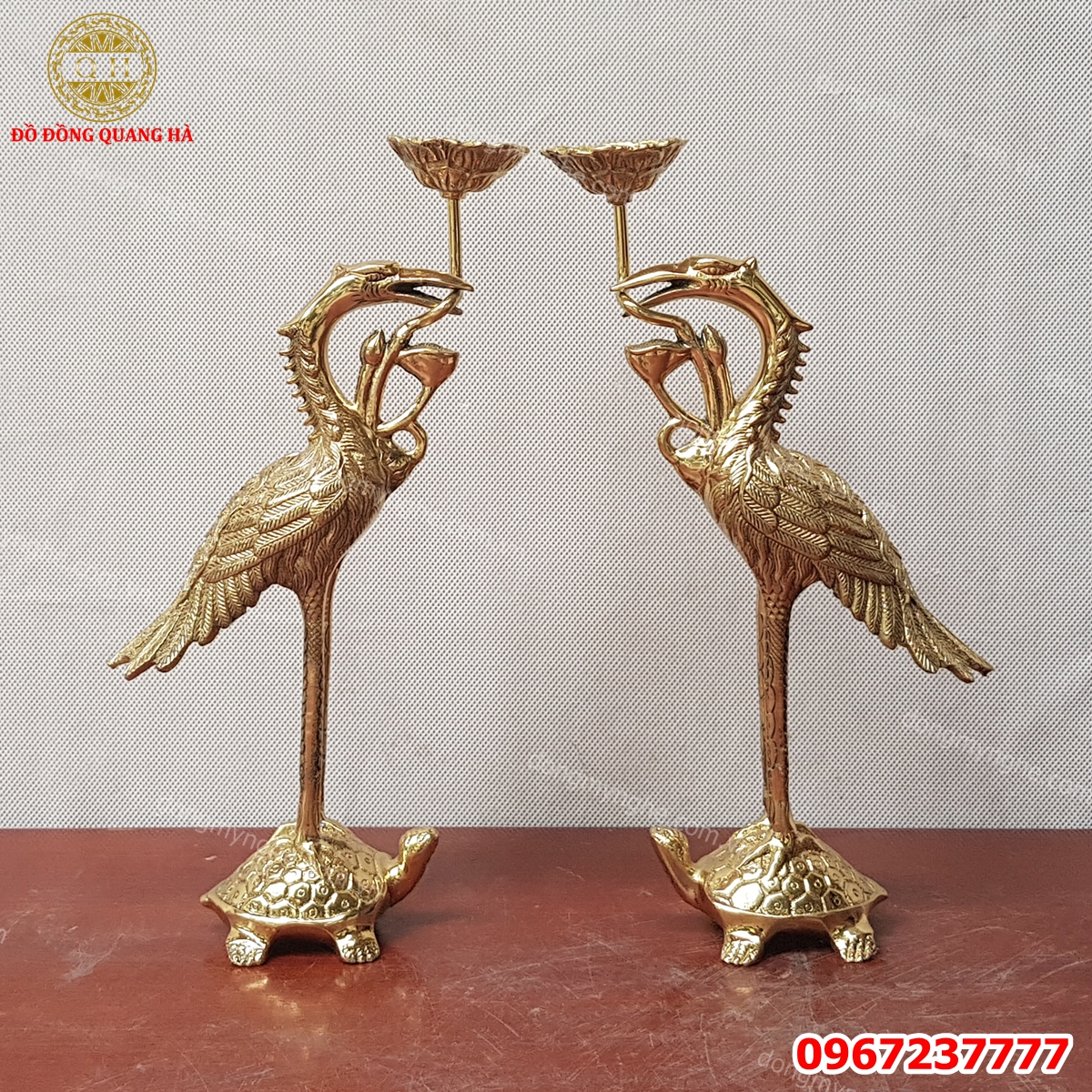 Đôi chân nến Đôi chân nến