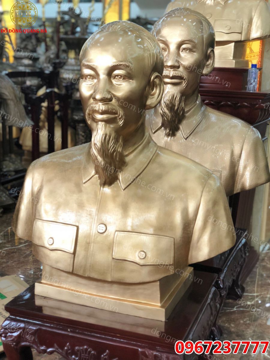 Tượng Bác Hồ  Tượng Bác Hồ