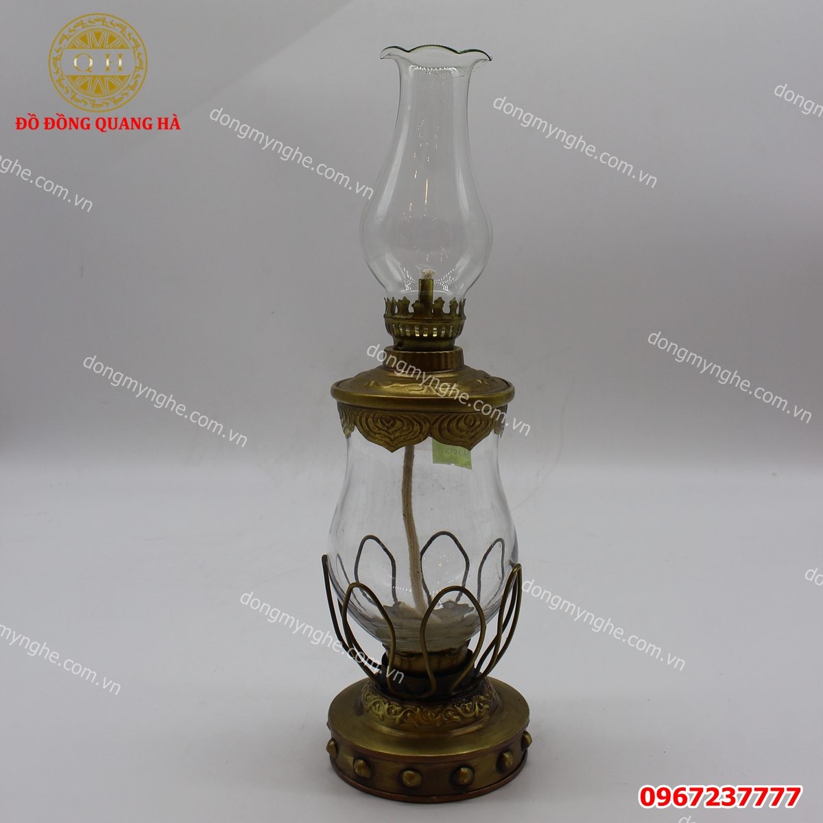 Đèn dầu thờ bằng đồng