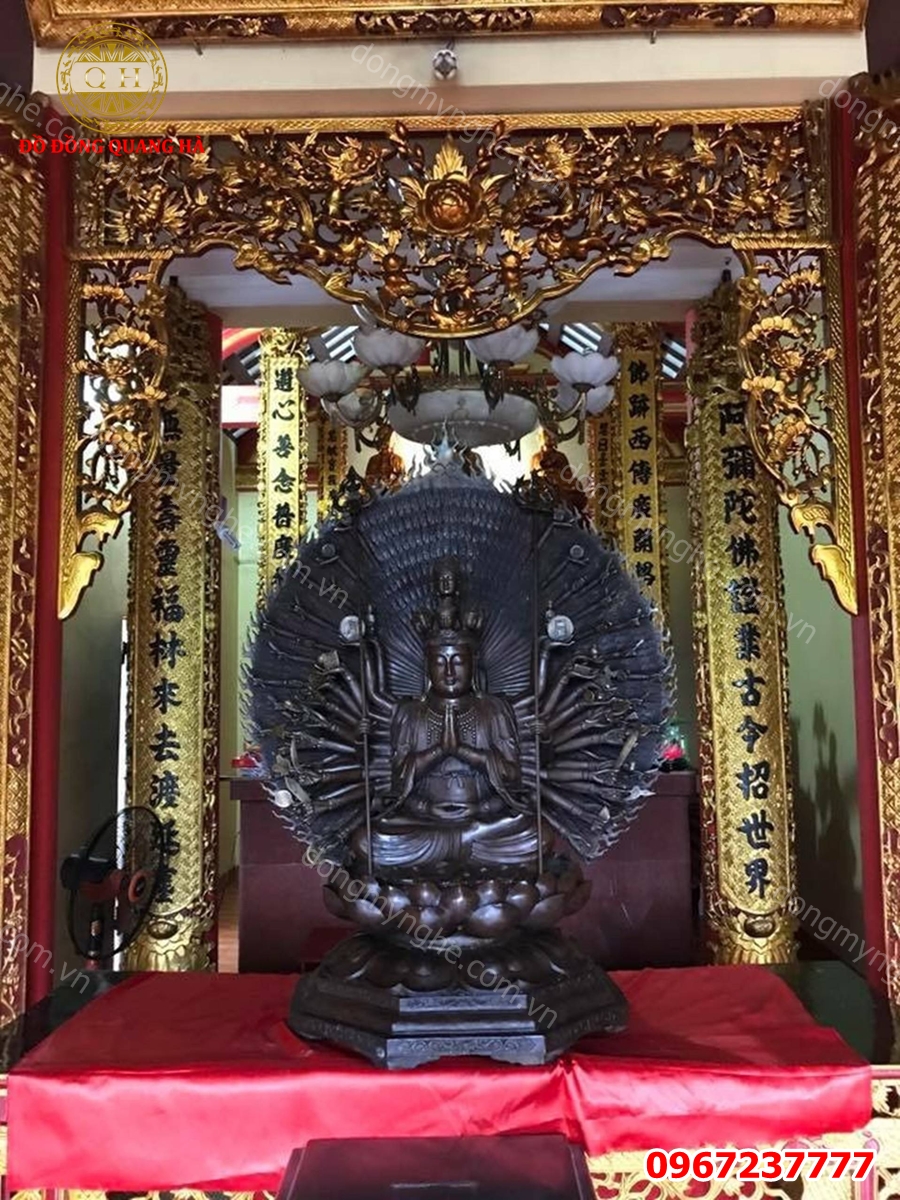 Cửa võng phòng thờ