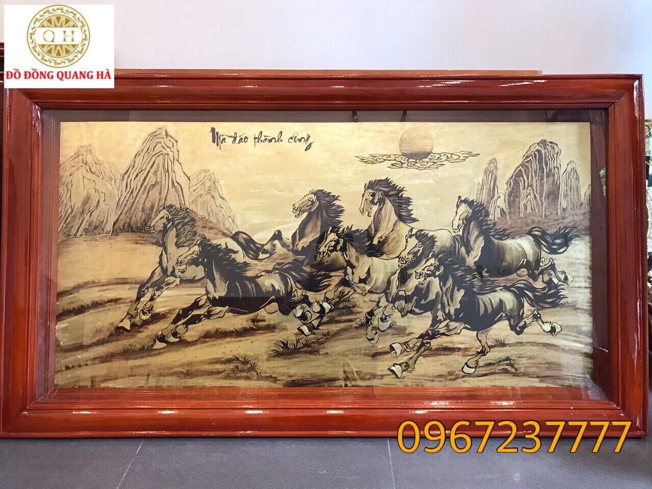 Tranh đồng treo phòng khách