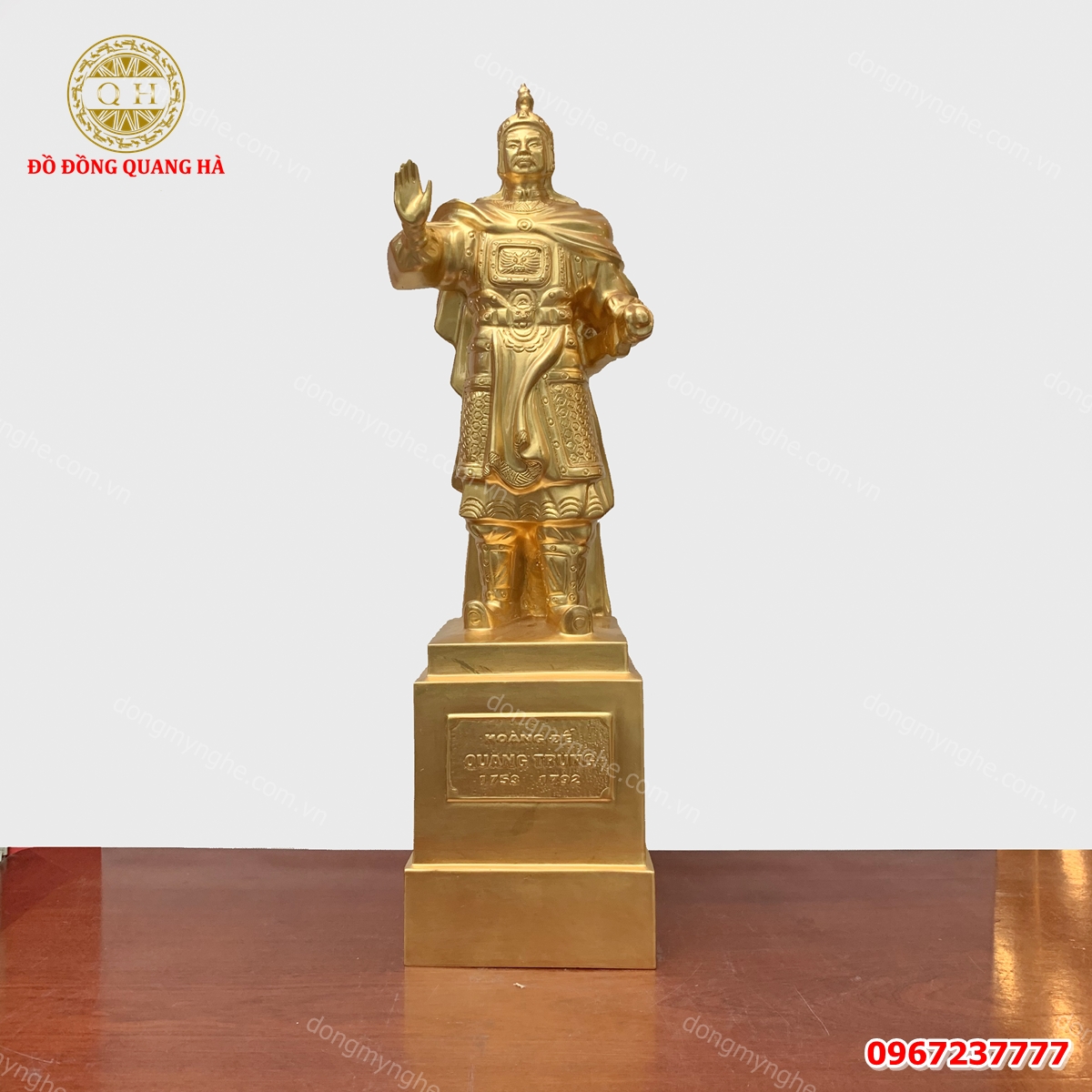 Tượng quang trung  Tượng quang trung