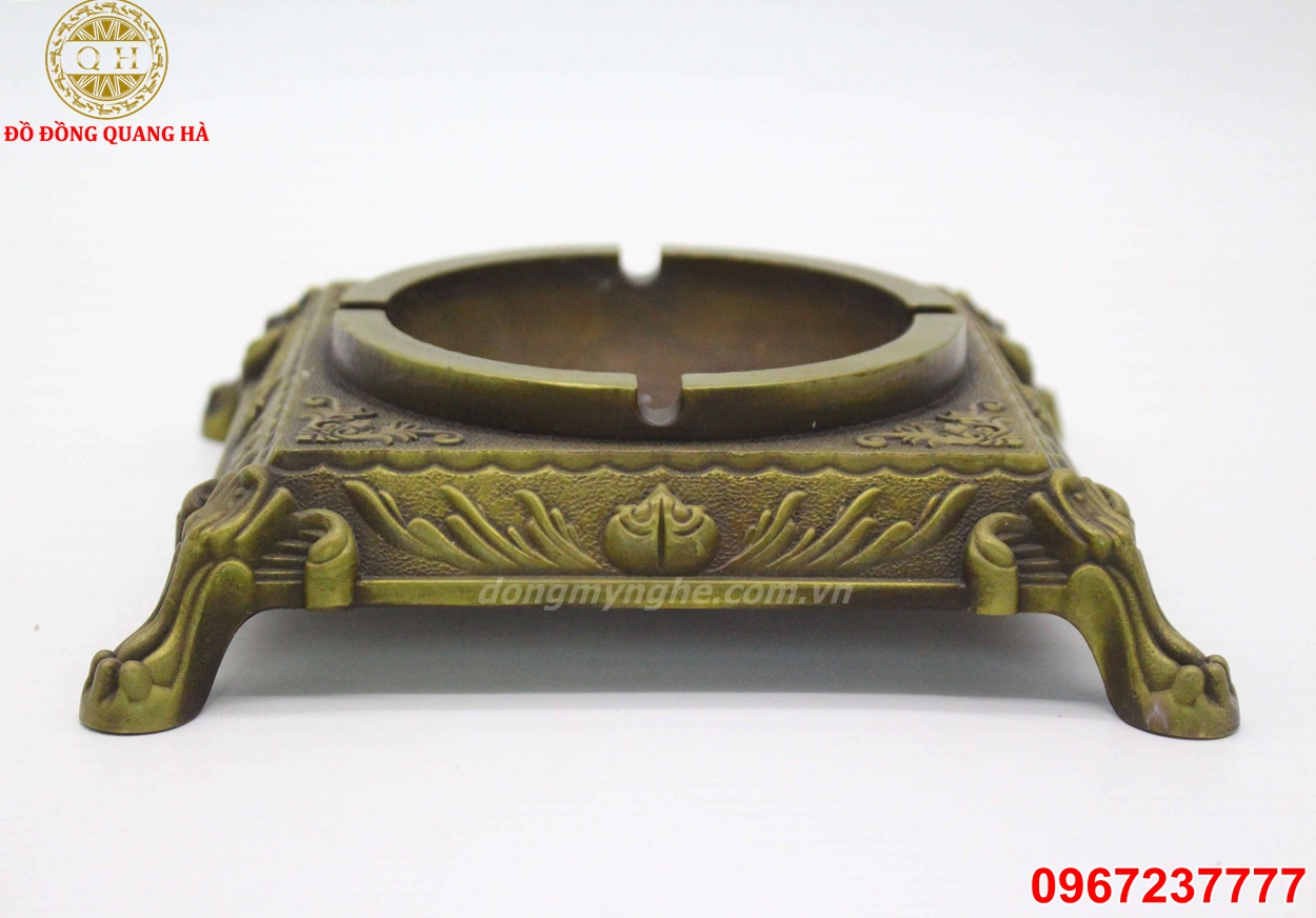 gạt tàn thuốc bằng đồng