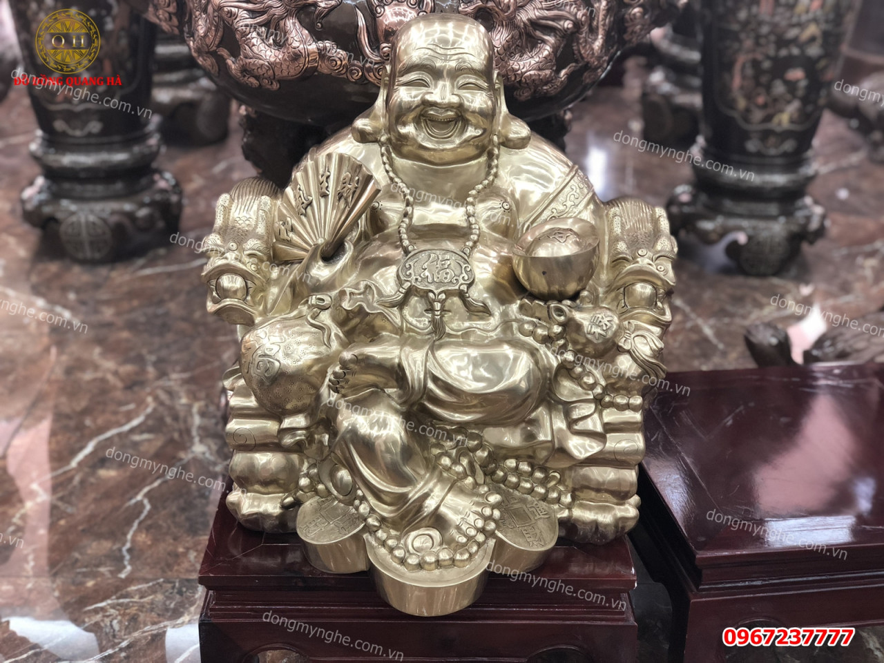 Tượng Phật Di Lặc  Tượng Phật Di Lặc