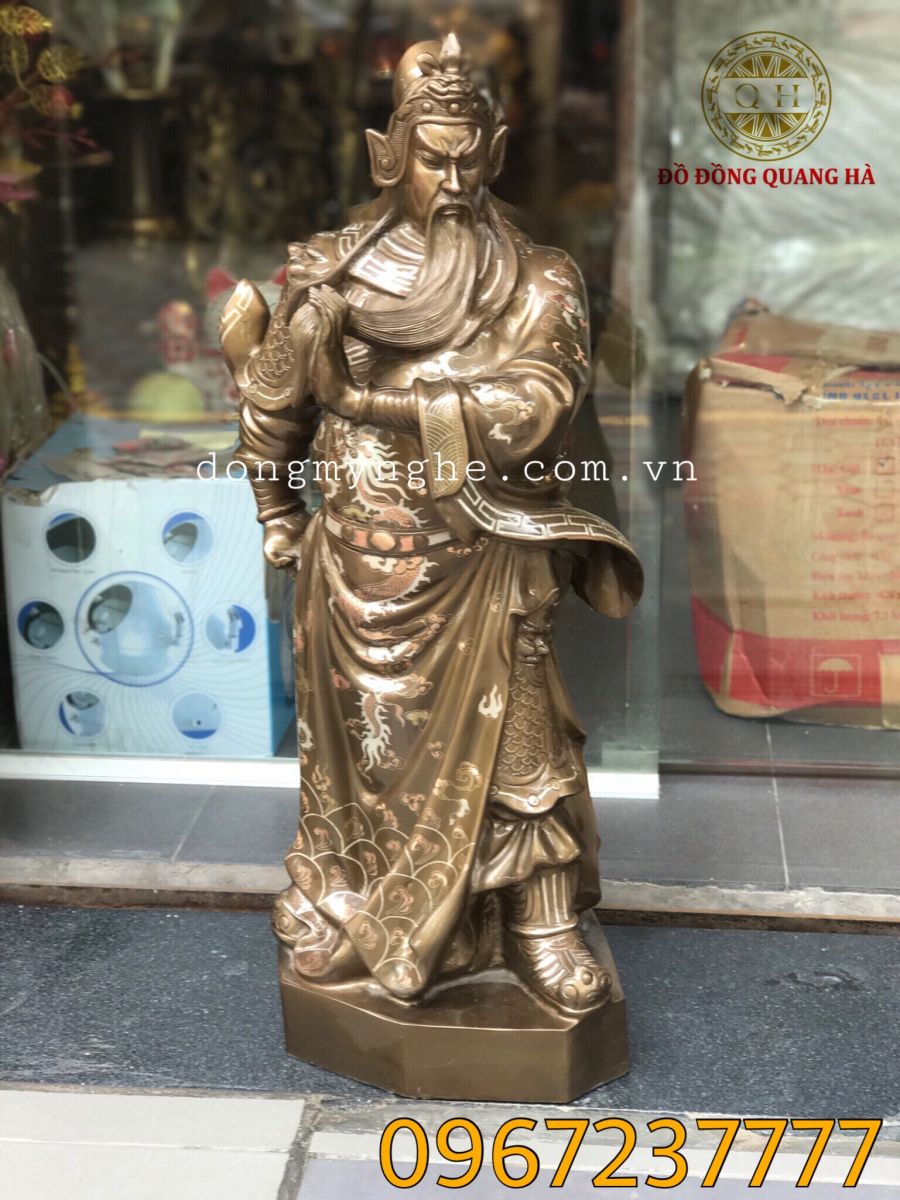 Tượng Quan Công