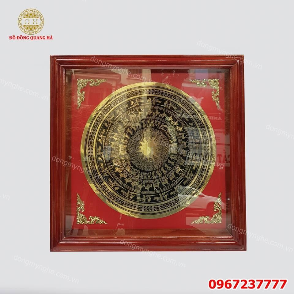 tranh mặt trống đồng