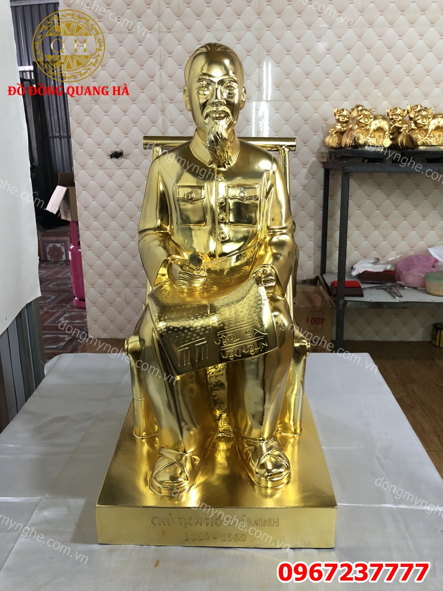 Tượng Bác bằng đồng  Tượng Bác bằng đồng