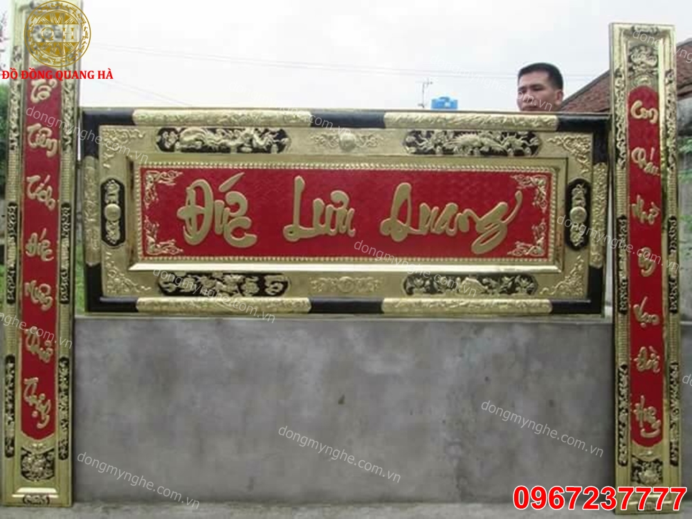 Câu đối thờ gia tiên chữ Việt