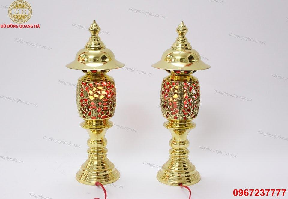 Đèn thờ bằng đồng  Đèn thờ bằng đồng