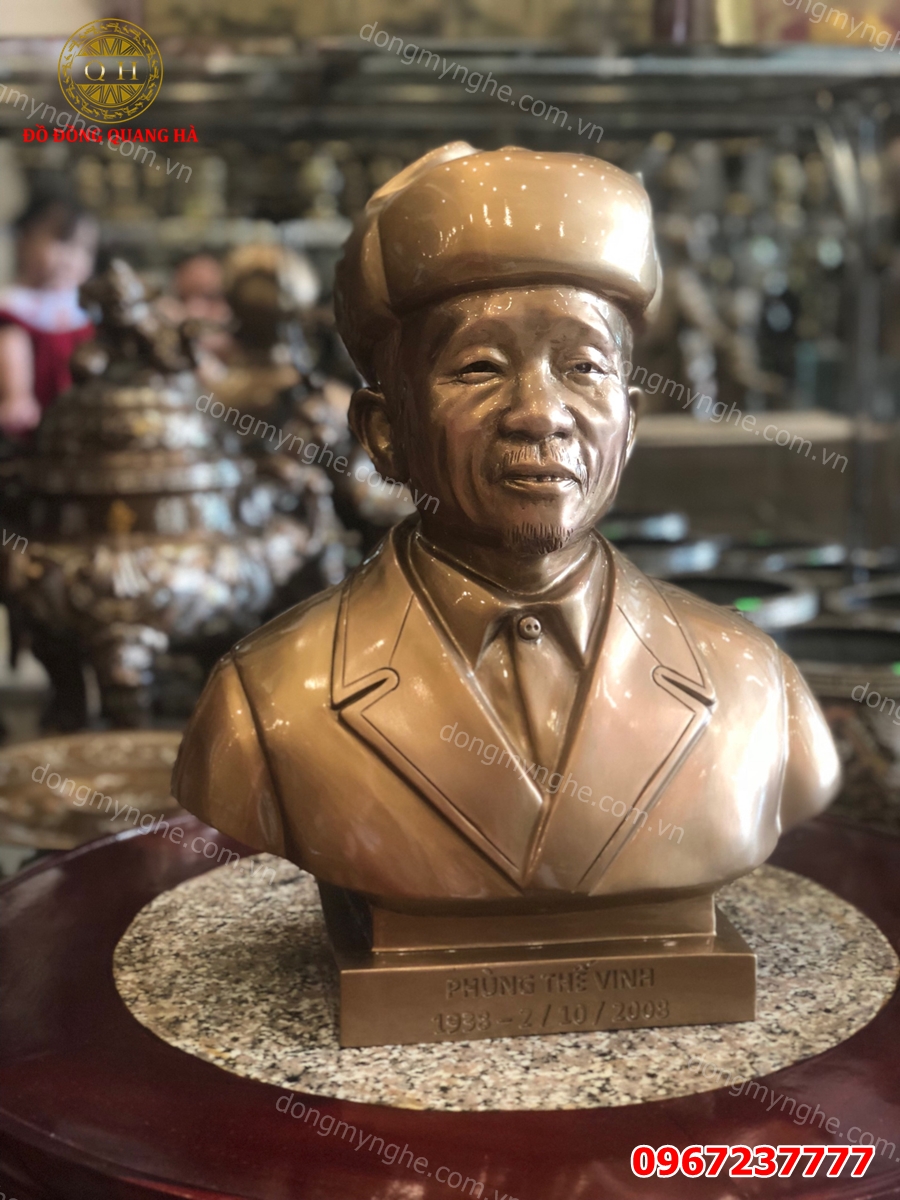 Đúc tượng đống bán thân