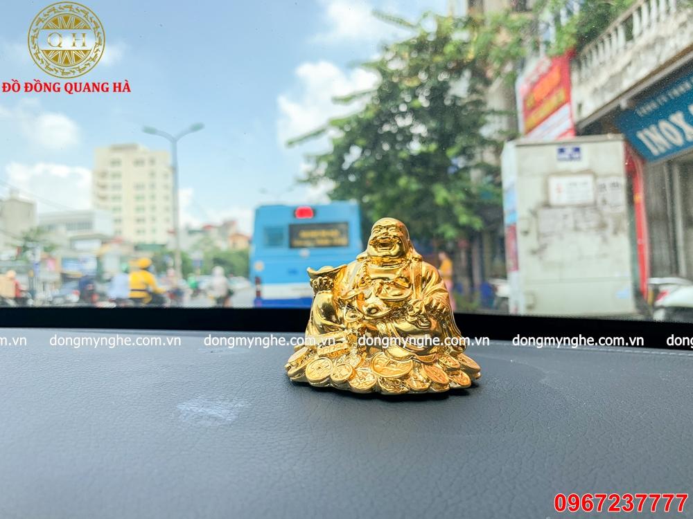 Tượng Phật để xe ô tô