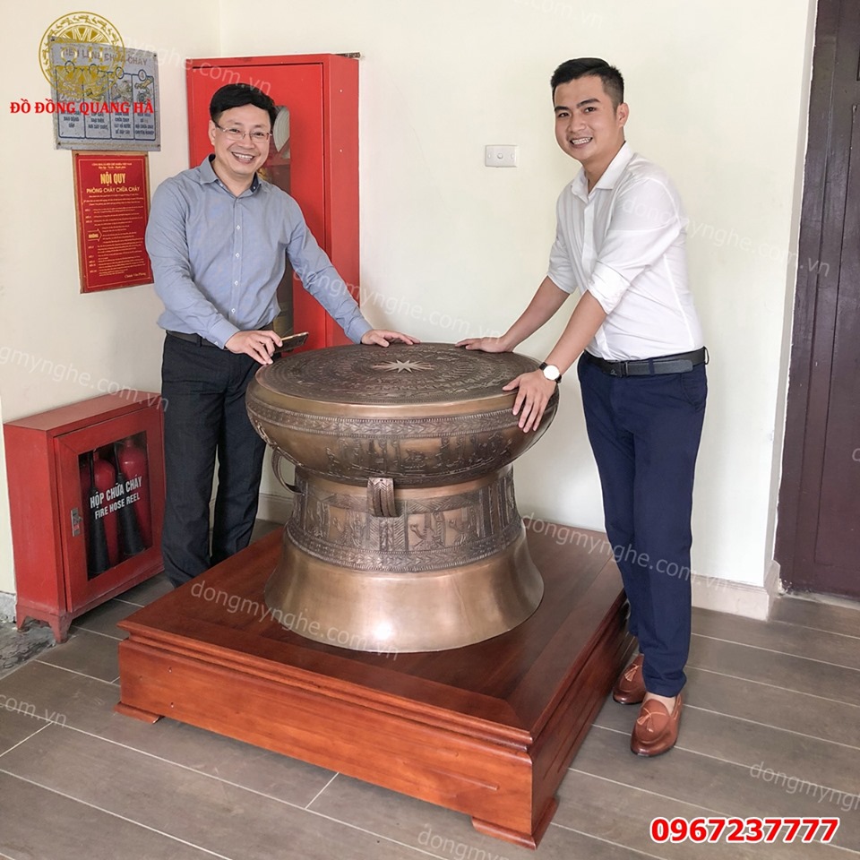 Trống đồng hà nội