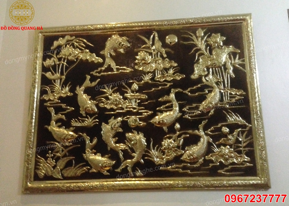 Tranh phong thủy cửu ngư quần hội Tranh phong thủy cửu ngư quần hội