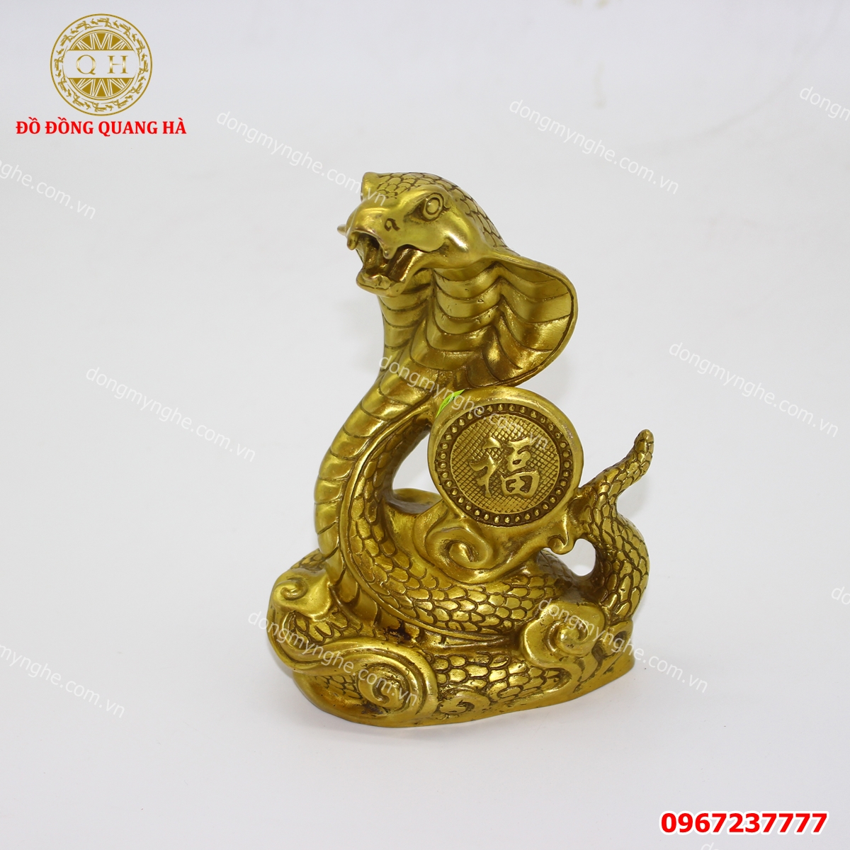 Tượng rắn Tượng rắn