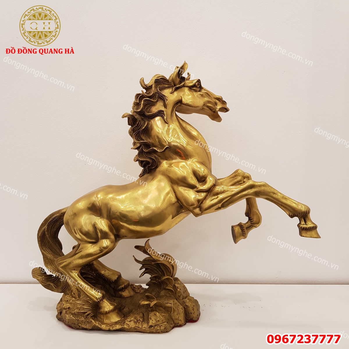 Tượng ngựa phong thủy  Tượng ngựa phong thủy