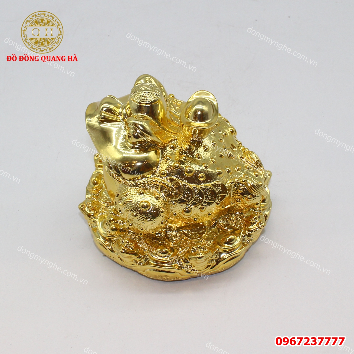 Thiềm thừ ngậm tiền Thiềm thừ ngậm tiền