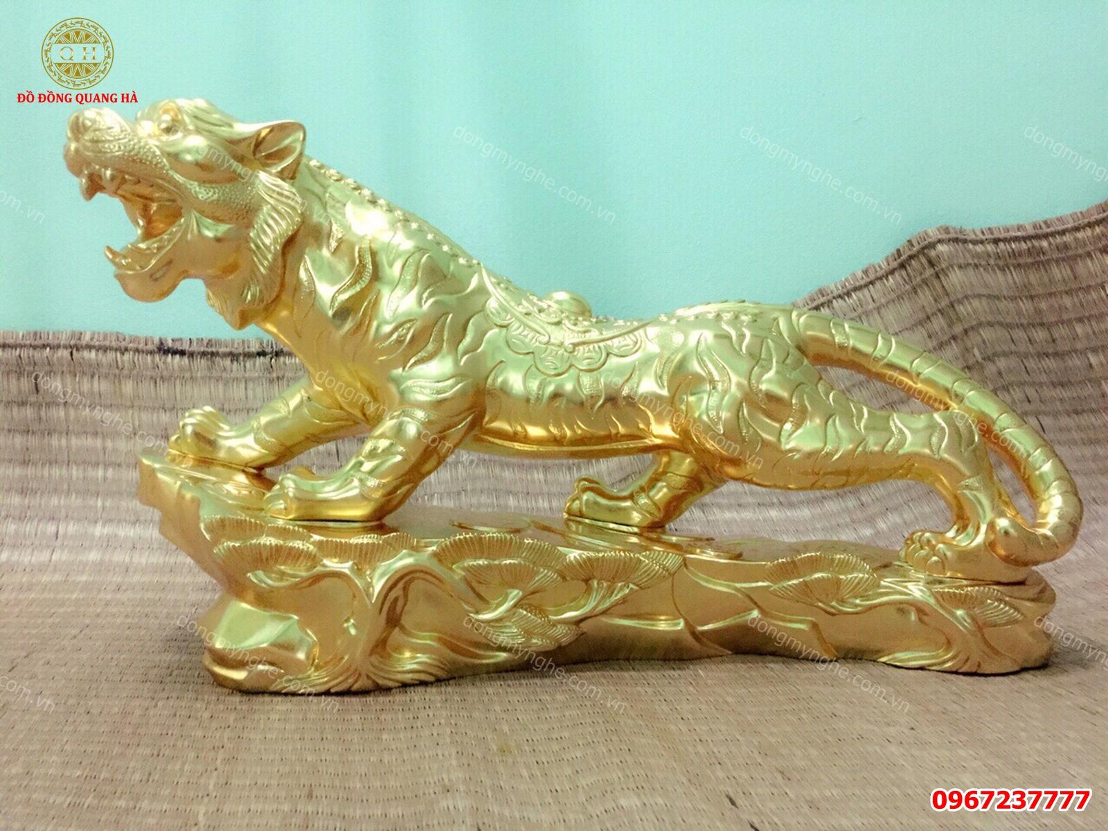 Tượng hổ mạ vàng