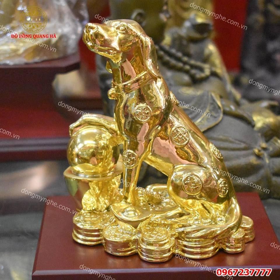 Tượng chó bằng đồng Tượng chó bằng đồng