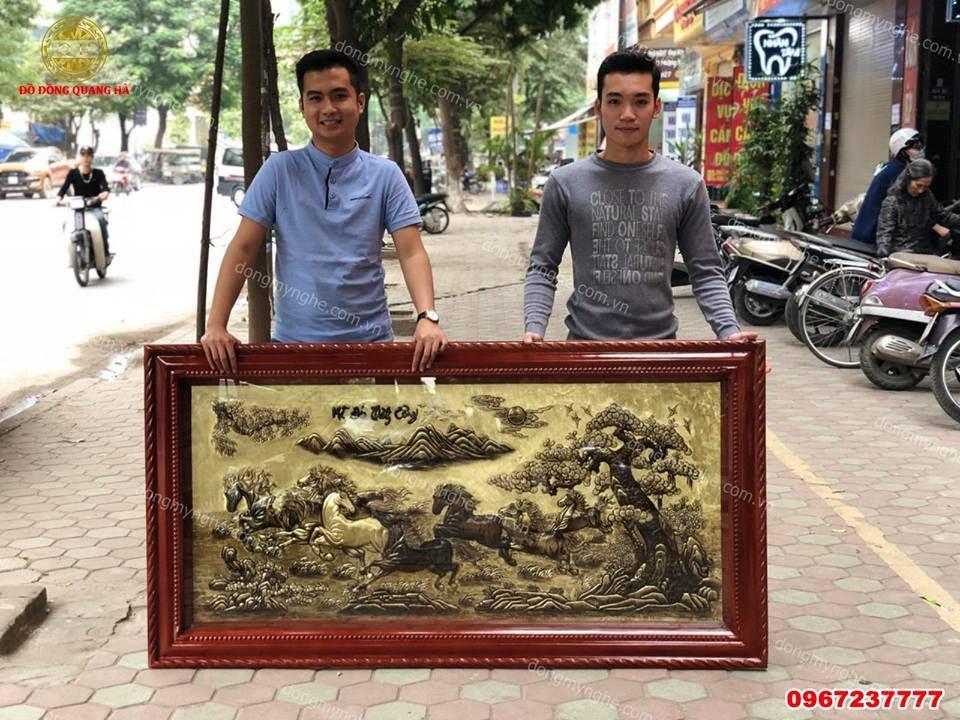 Tranh bát mã  Tranh bát mã