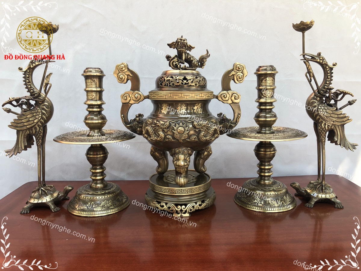 Đỉnh hương bằng đồng