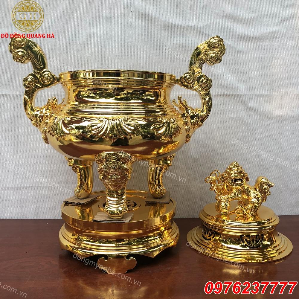 Đỉnh đồng thờ gia tiên