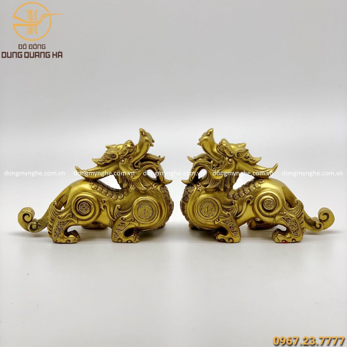 Con Tỳ Hưu phong thủy bằng đồng vàng mộc thiết kế ấn tượng mua tỳ hưu để bàn