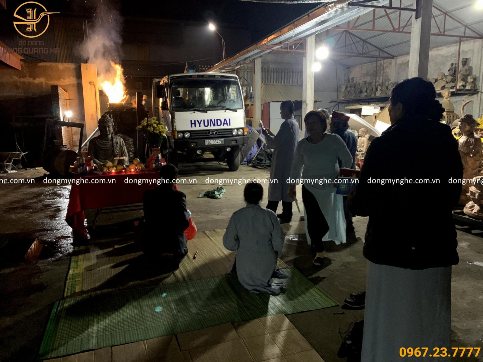 Đúc tượng Phật Thích Ca