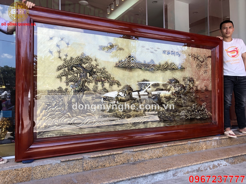 tranh bát mã truy phong hợp với tuổi nào tranh bát mã truy phong hợp với tuổi nào