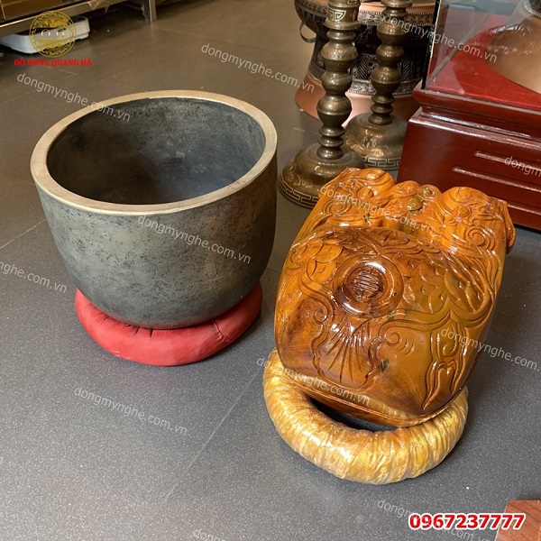 Chuông bát đồng