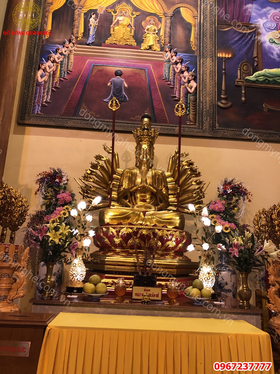 Thi công tượng Phật 