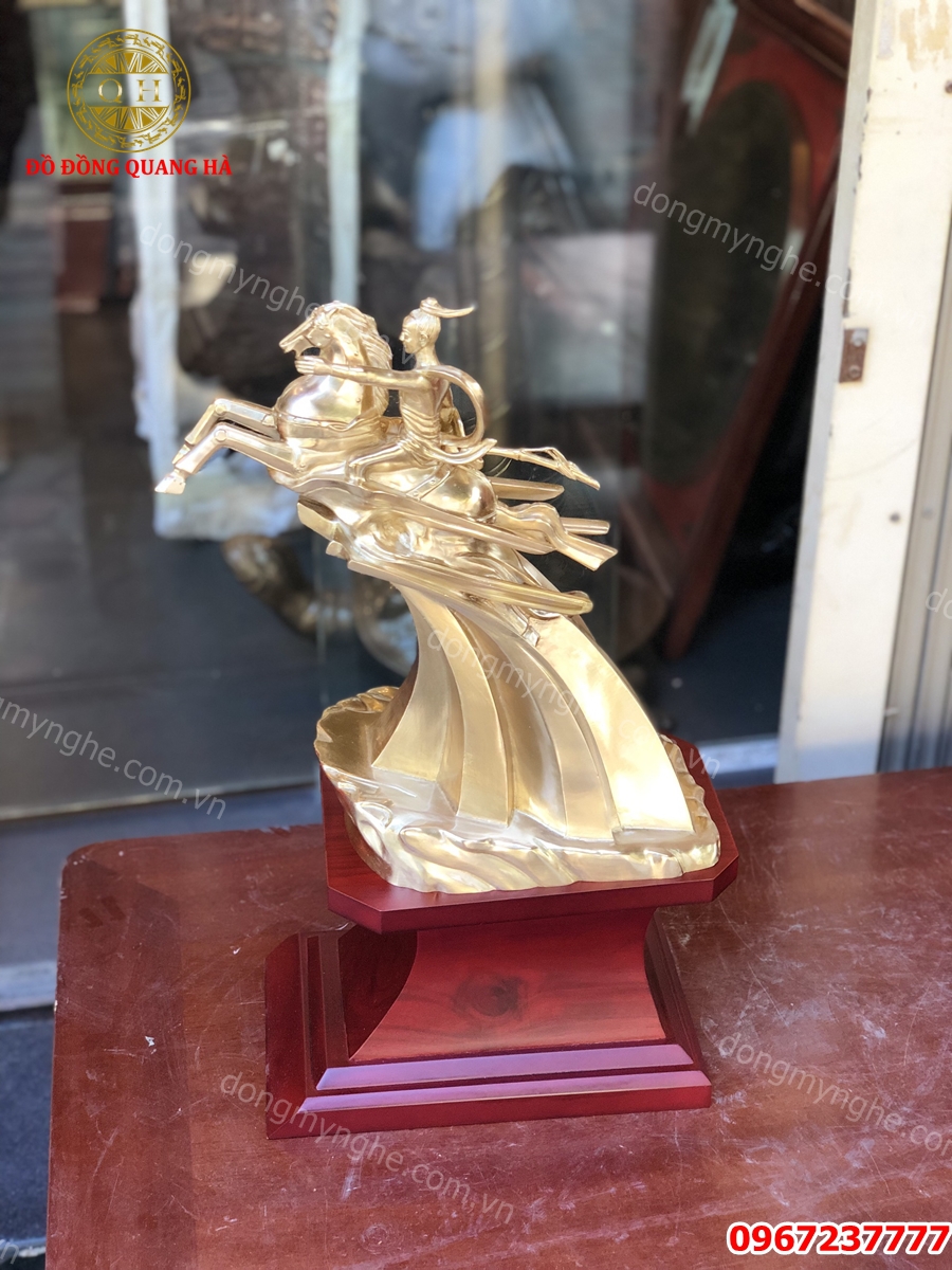 khắc tượng theo yêu cầu 