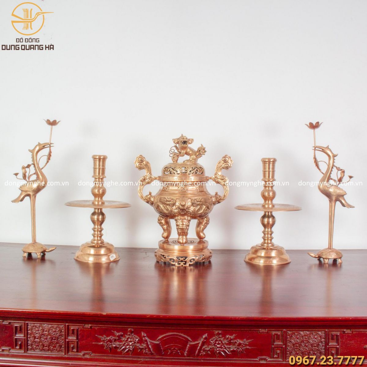 cách bài trí bộ ngũ sự 