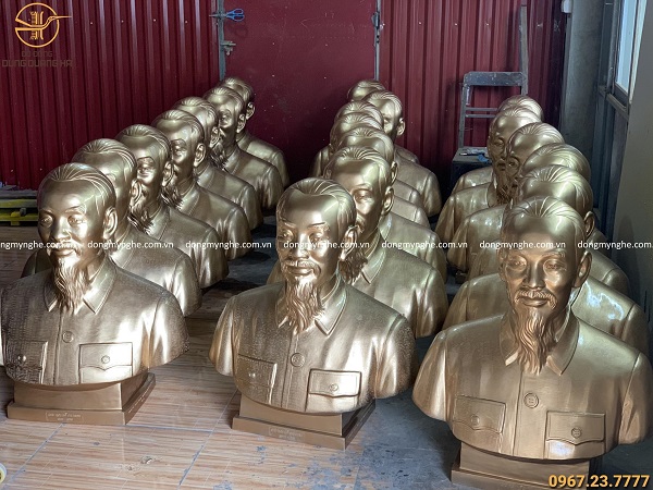 tượng bán thân hồ chí minh tượng bán thân hồ chí minh