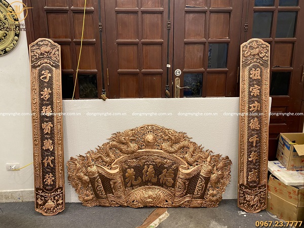 câu đối cuốn thư 