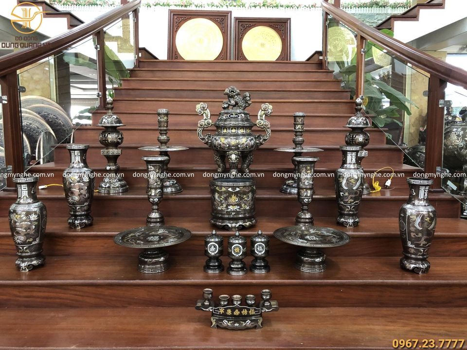 đồ thờ cúng bằng đồng ngũ sắc đồ thờ cúng bằng đồng ngũ sắc