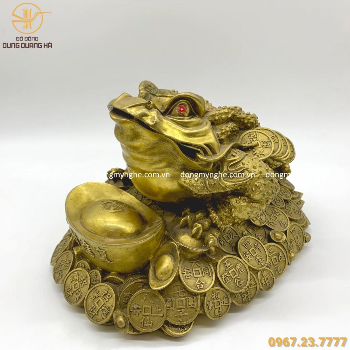 con cóc bằng đồng