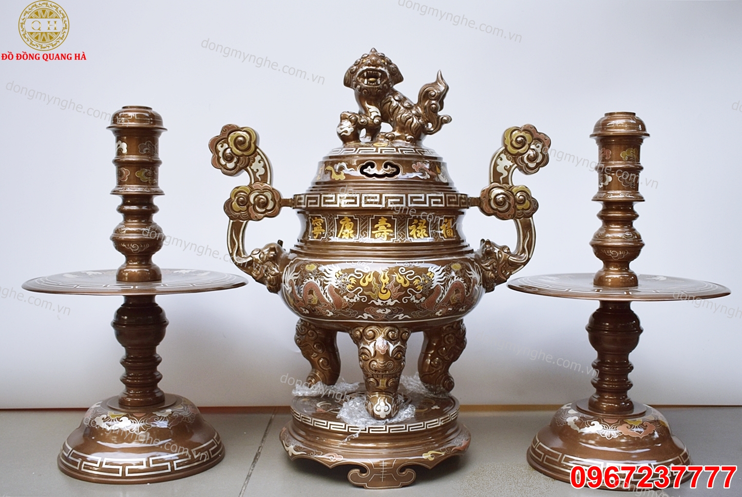 Bộ đỉnh đồng tam sự khảm ngũ sắc