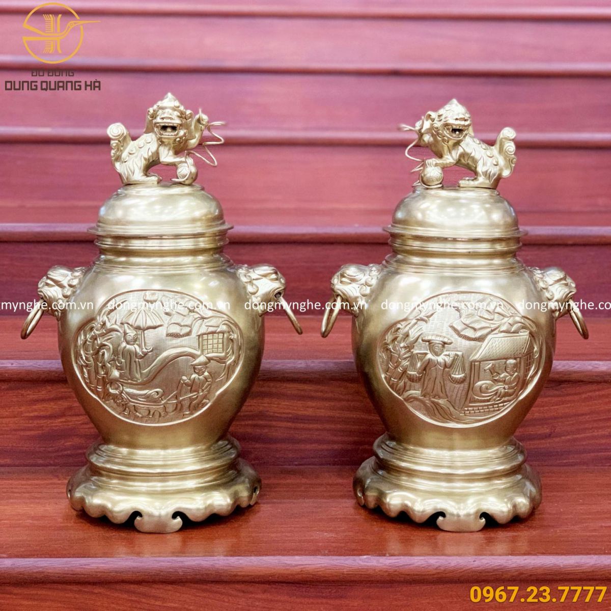 chóe trên bàn thờ đựng gì  chóe trên bàn thờ đựng gì